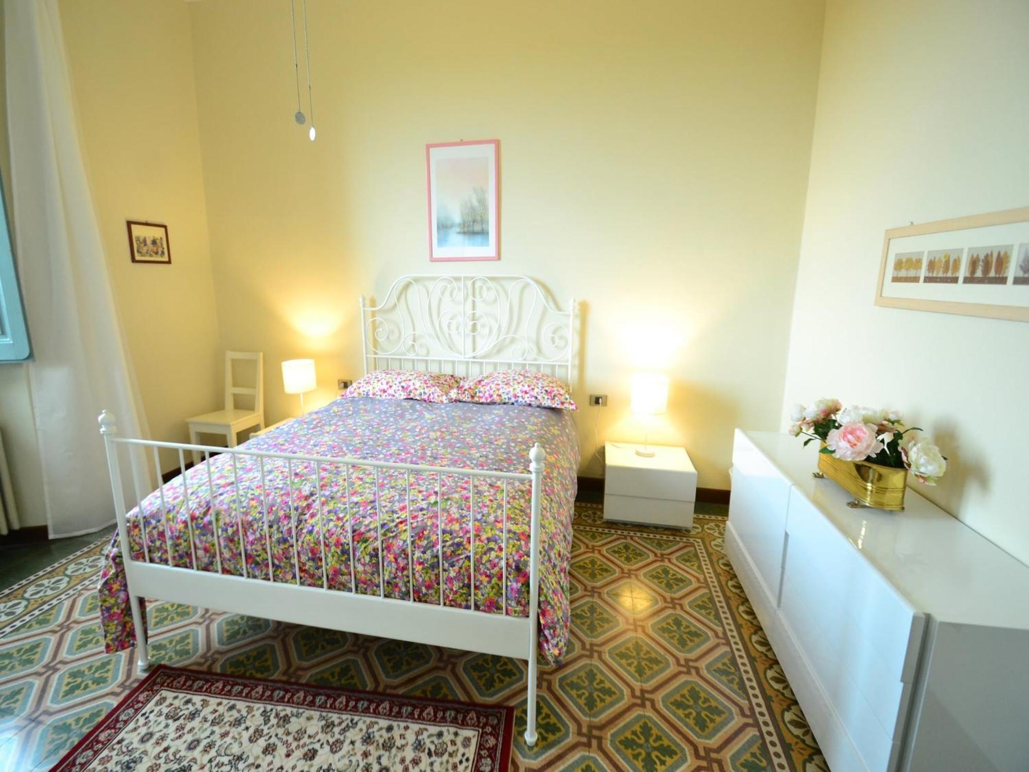 Lovely Holiday Home In Montefiridolfi With Hill View Екстер'єр фото