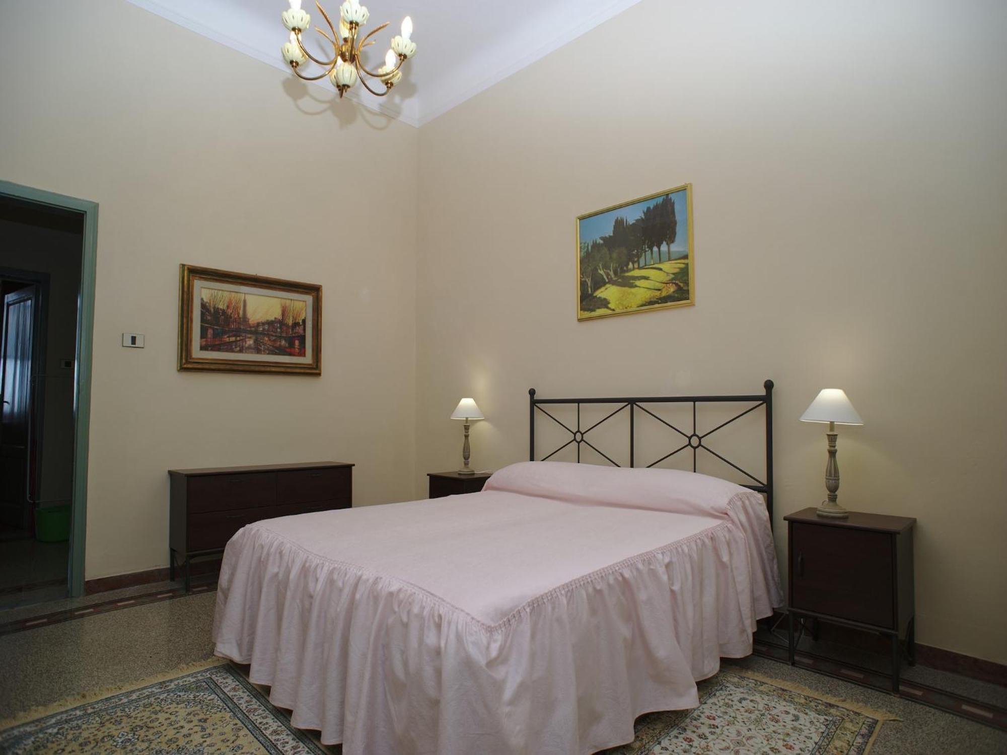 Lovely Holiday Home In Montefiridolfi With Hill View Екстер'єр фото