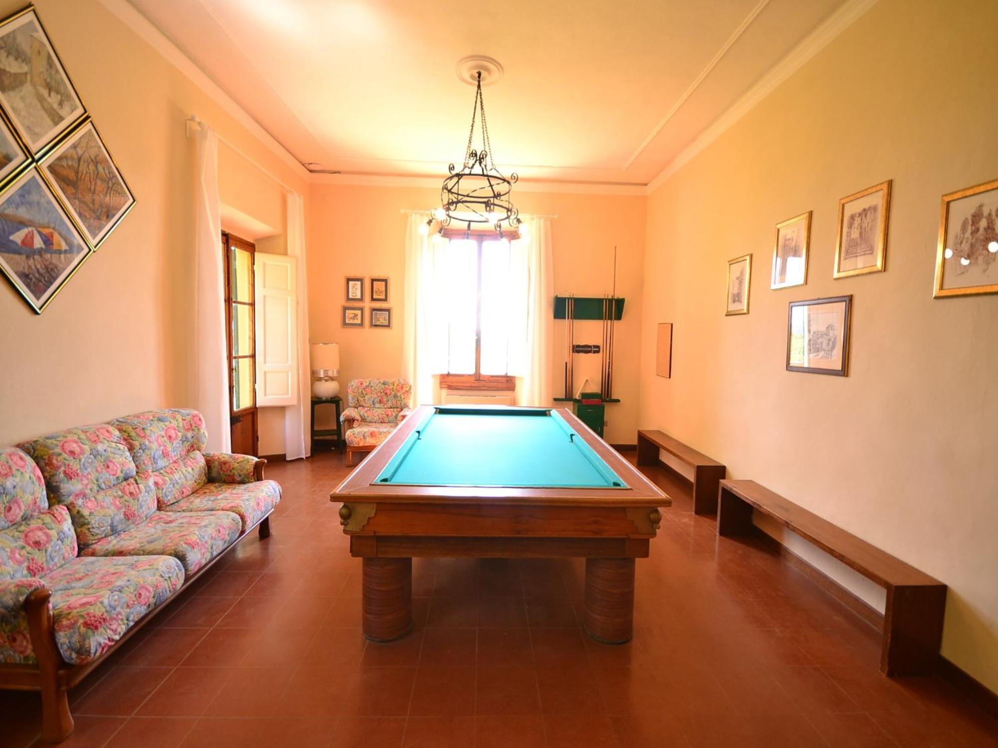 Lovely Holiday Home In Montefiridolfi With Hill View Екстер'єр фото