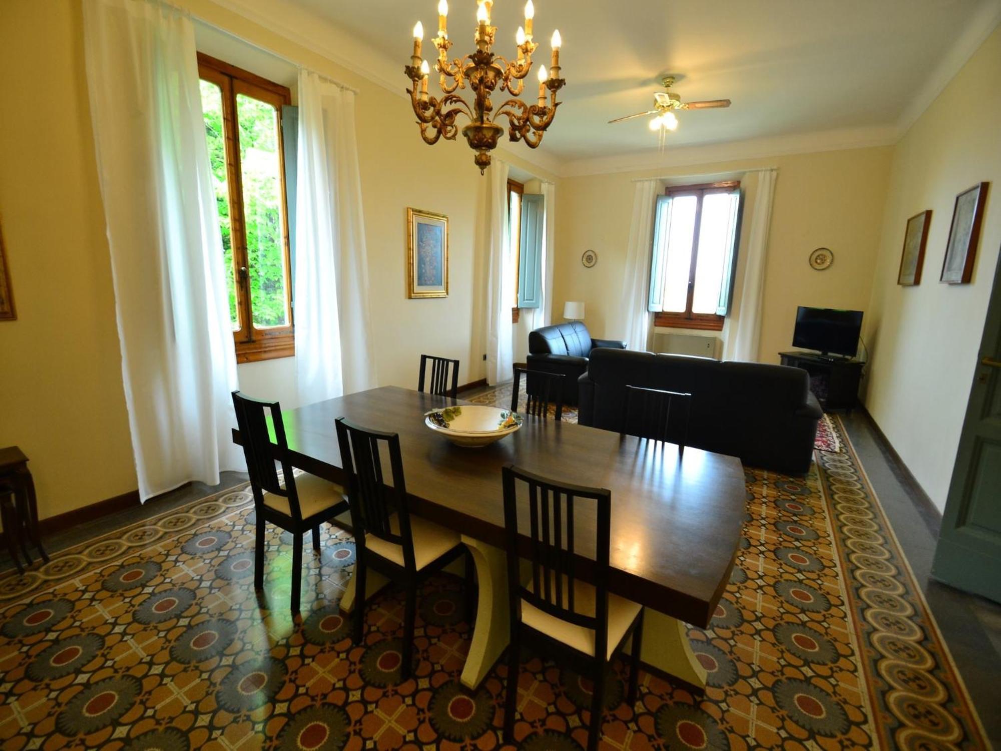 Lovely Holiday Home In Montefiridolfi With Hill View Екстер'єр фото