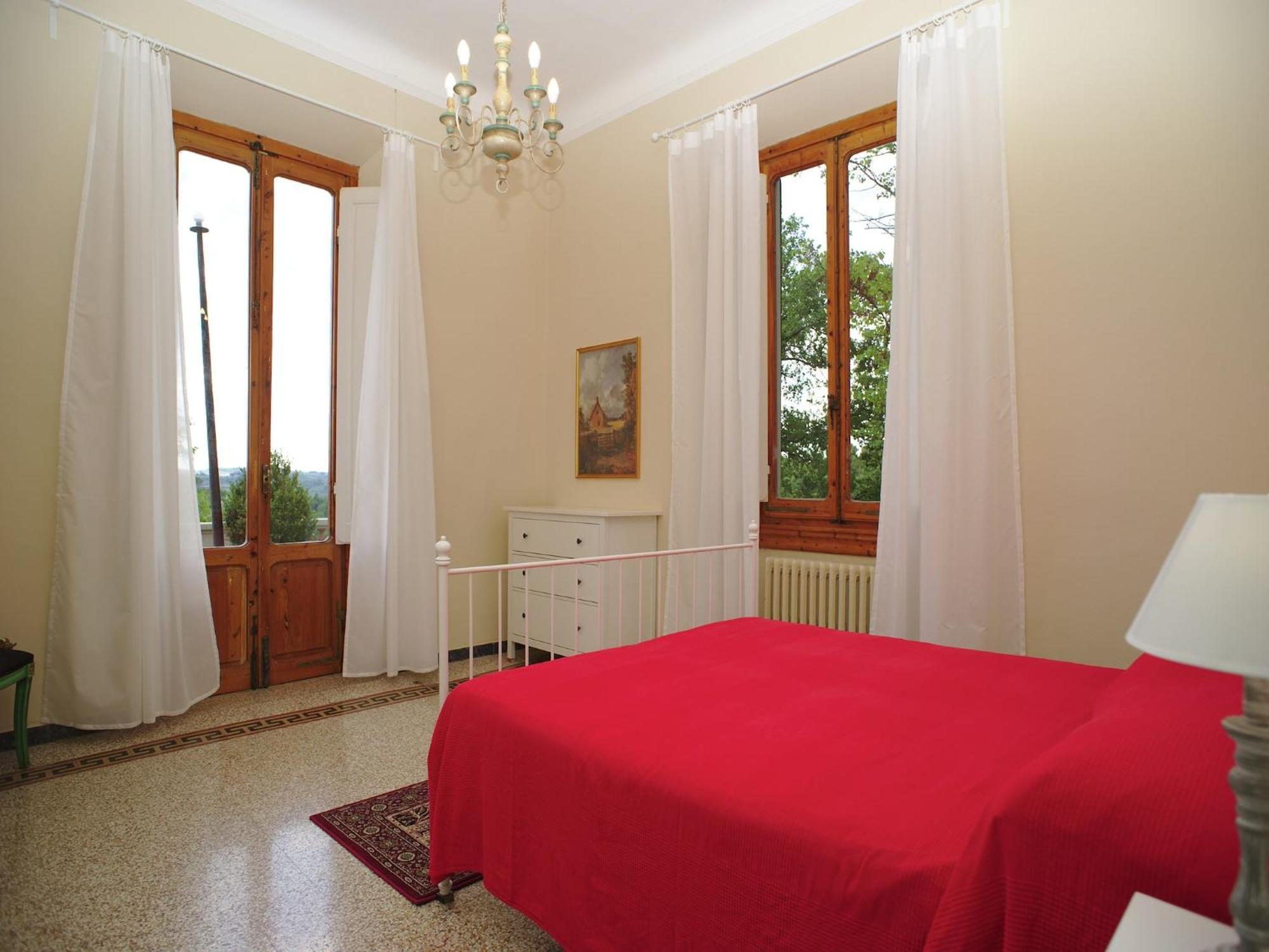 Lovely Holiday Home In Montefiridolfi With Hill View Екстер'єр фото