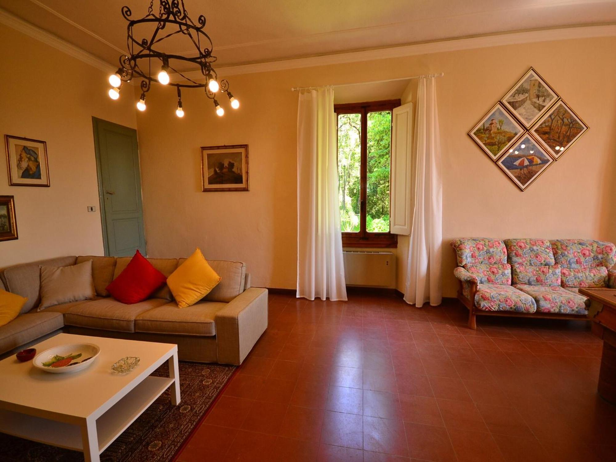Lovely Holiday Home In Montefiridolfi With Hill View Екстер'єр фото