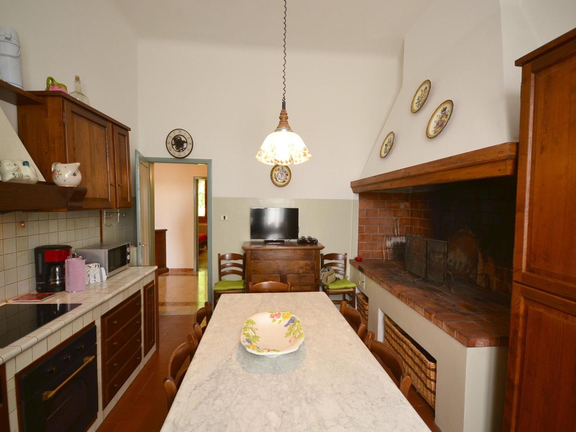 Lovely Holiday Home In Montefiridolfi With Hill View Екстер'єр фото