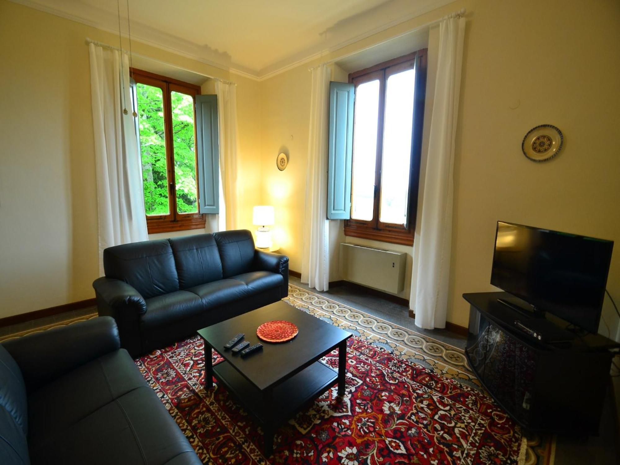 Lovely Holiday Home In Montefiridolfi With Hill View Екстер'єр фото