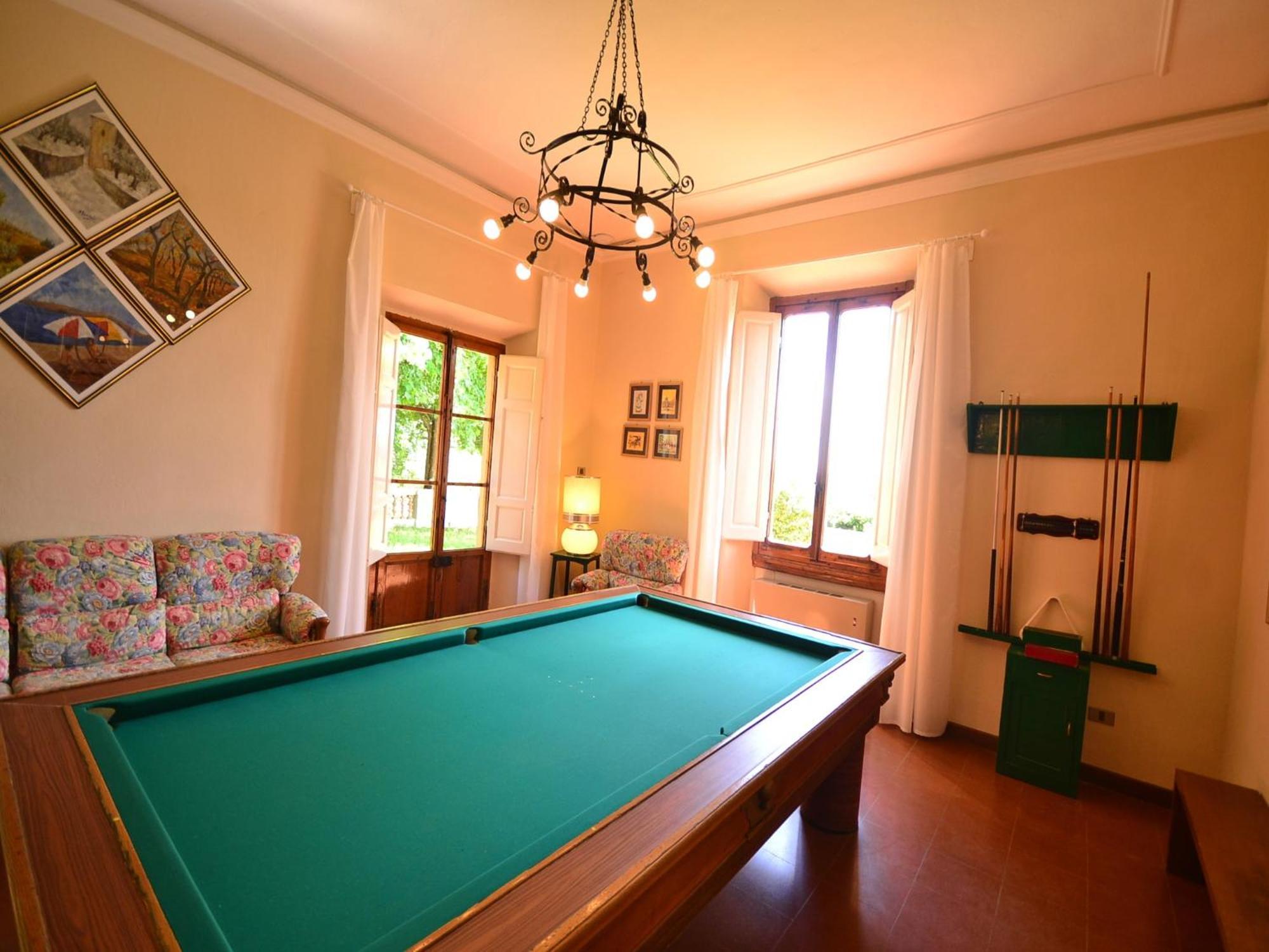 Lovely Holiday Home In Montefiridolfi With Hill View Екстер'єр фото